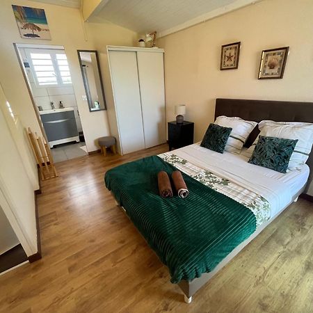 Duplex 5 Etoiles Entre Marina Et Golf International Apartman Saint-Francois  Kültér fotó
